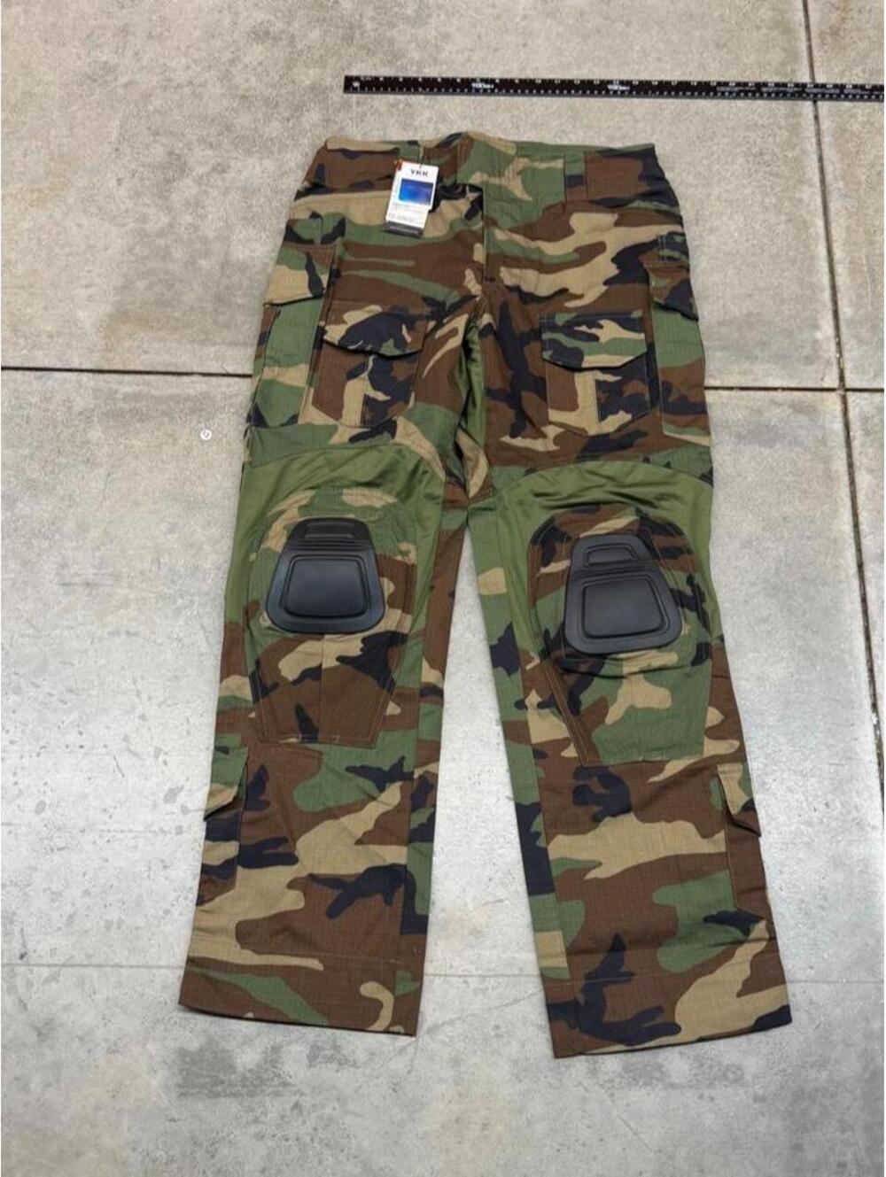 vintage woodland camo military relaxed baggy fit cargo pants size 34 x 32